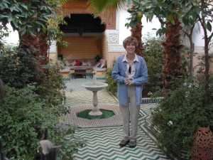 Becky in the Ryad Tinmel courtyard
