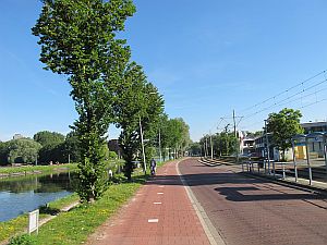 Leaving Delft along the canal
