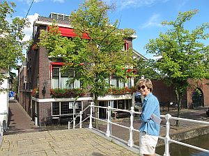 The Leeuwenbrug Hotel in Delft